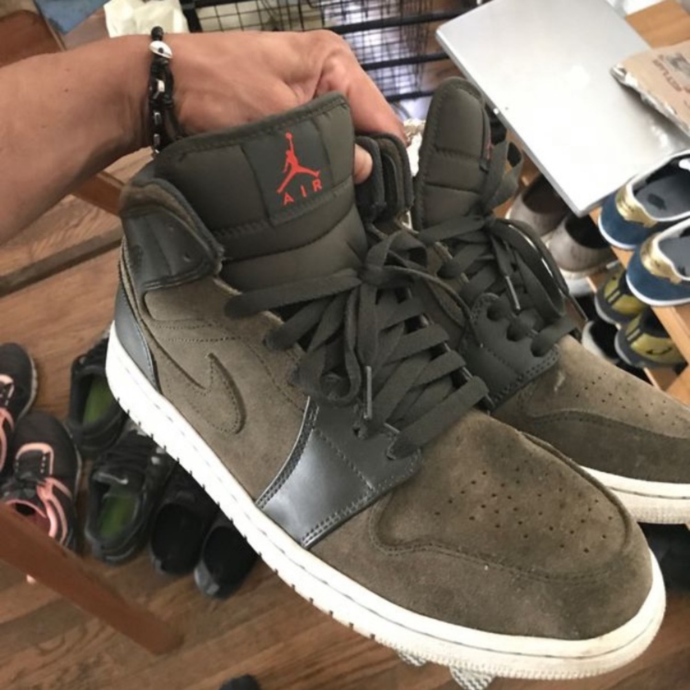 Nike 1